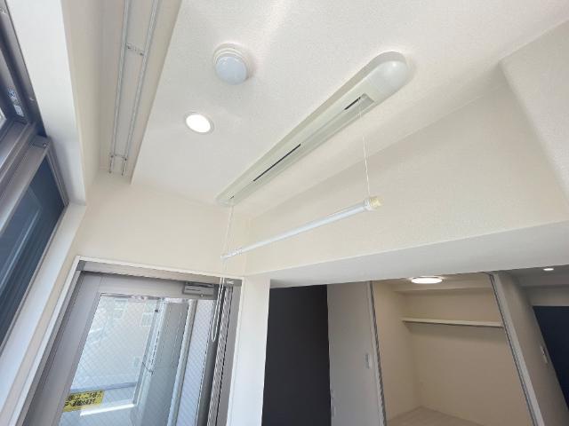 その他設備　室内物干し