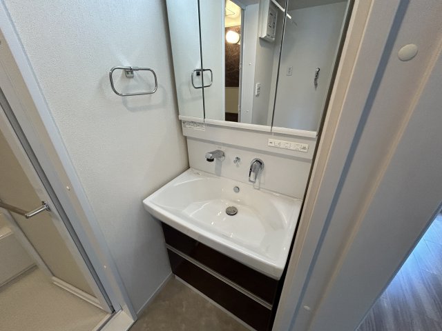 南海泉北線 泉ケ丘駅 徒歩12分 3階建 築3年の内装写真