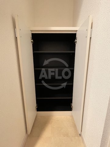 その他設備　サムティ中之島WEST　下駄箱
