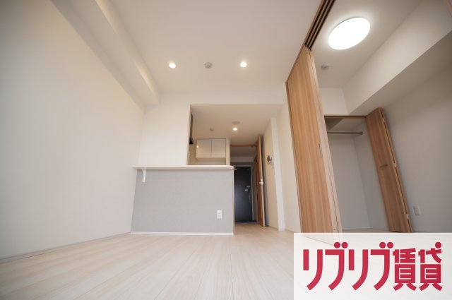 ＪＲ京葉線 蘇我駅 徒歩1分 11階建 築3年の居間写真