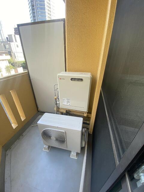東京メトロ日比谷線 広尾駅 徒歩10分 3階建 築42年の内装写真