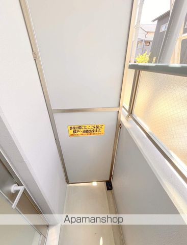 Ruhe文化公園前通りの内装写真