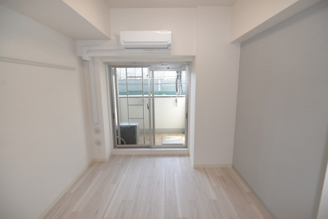 居室・リビング　写真は同マンションの別のお部屋のものです