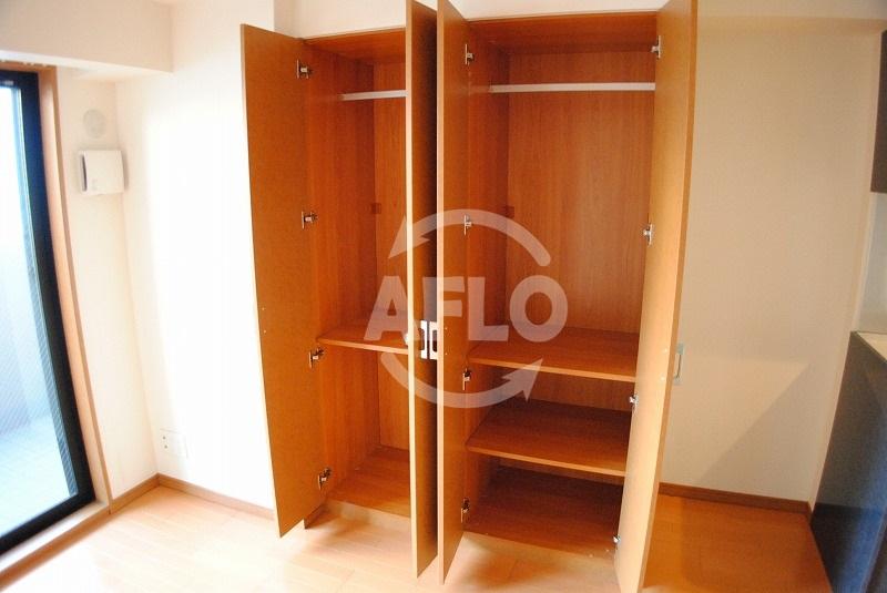 収納　リーガル新福島　クローゼット