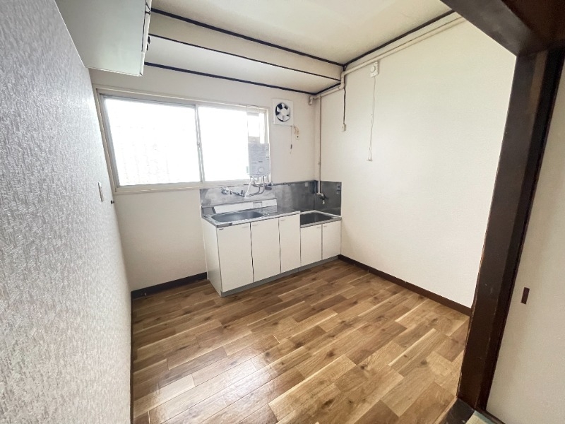 上庄通3丁目借家の居間写真