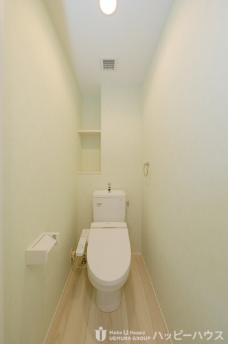 トイレ　※同タイプ別部屋のため参考画像です。