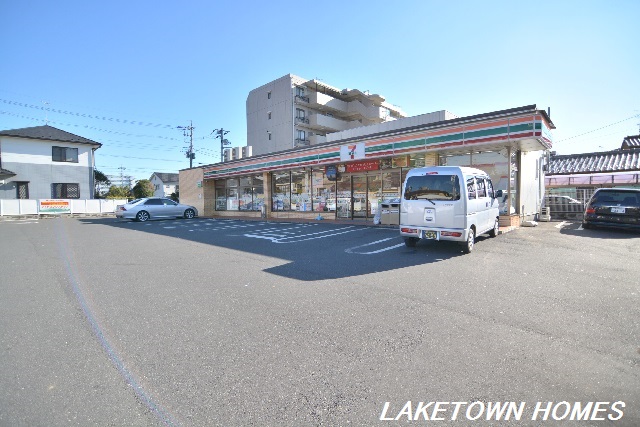 コンビニ　セブン－イレブン吉川木売２丁目店（コンビニ）まで352m