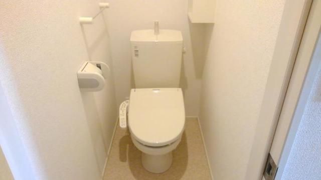 東武伊勢崎線 花崎駅 徒歩27分 3階建 築9年のトイレ写真