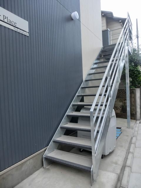 エアプレイス中板橋の外観写真