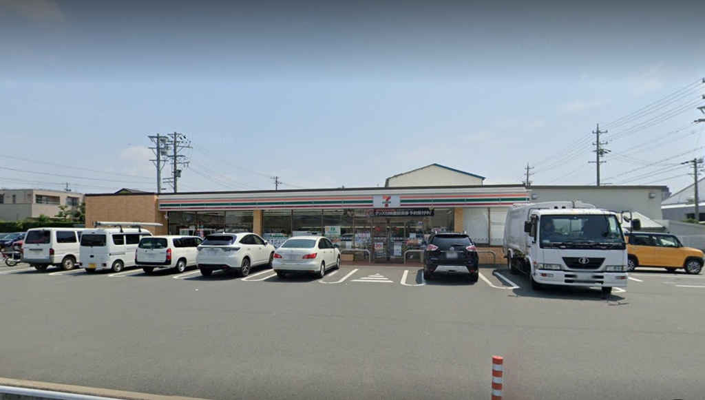 コンビニ　セブンイレブン 浜松篠ケ瀬南店（コンビニ）まで671m
