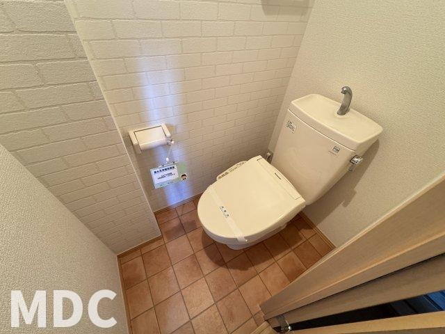 ＪＲ鳴門線 金比羅前駅 徒歩50分 2階建 築23年のトイレ写真