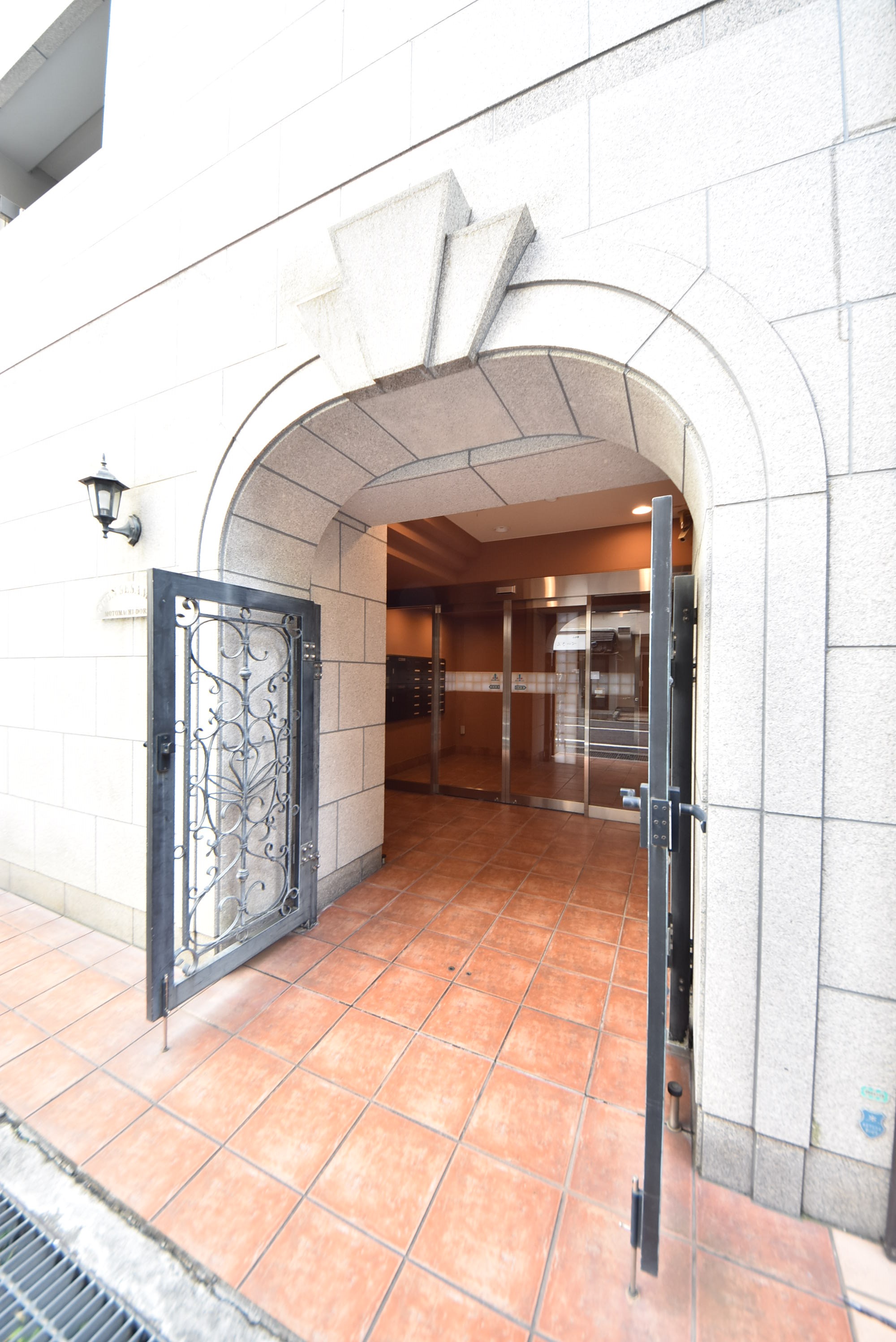 OPEN SESAME!!元町通