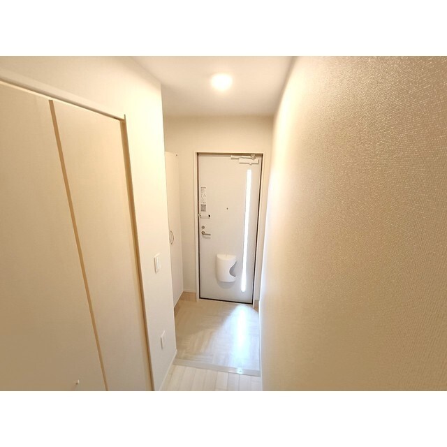 トレアティック島内の玄関写真