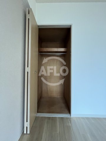 収納　サンシャイン江坂　クローゼット