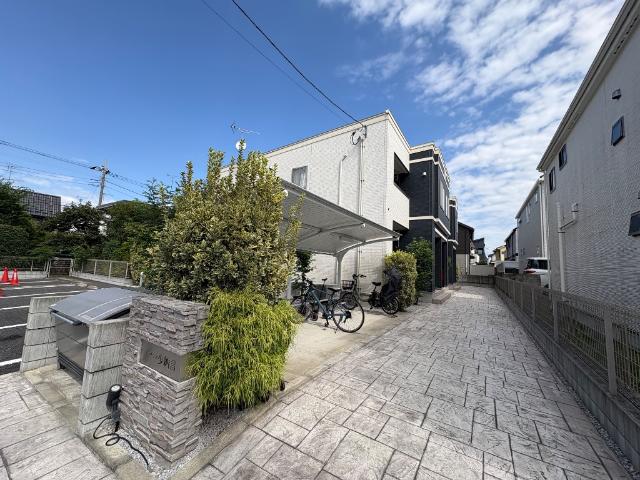 建物外観　外観写真（昼）