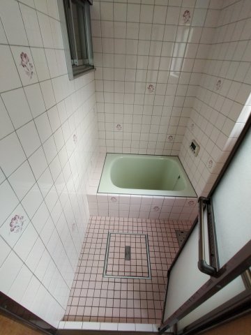野崎4丁目貸家の風呂写真