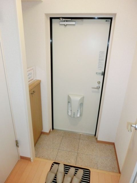 玄関　玄関スペースもゆったりしていますね。