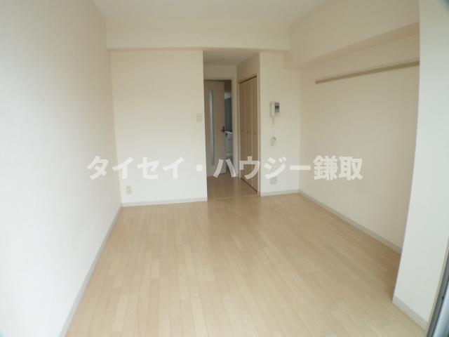 居室・リビング　インターネット無料のマンションです。