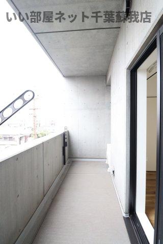 バルコニー　広々としたバルコニーです