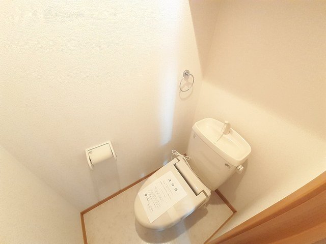 トイレ　コンパクトで使いやすいトイレです