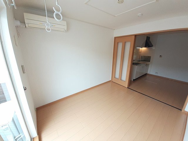 居室・リビング　明るい室内です