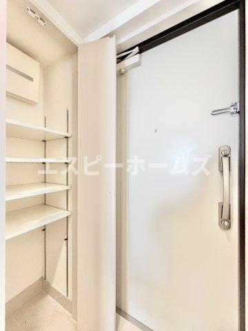 都営三田線 志村三丁目駅 徒歩6分 6階建 築12年の玄関写真