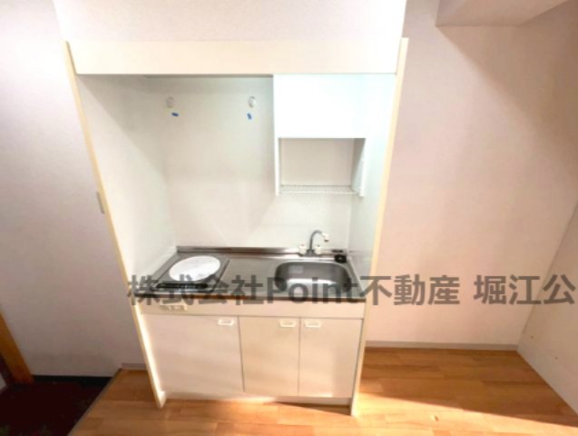 地下鉄御堂筋線 大国町駅 徒歩1分 12階建 築21年のキッチン写真