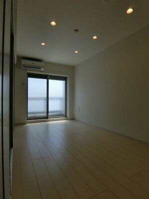 ＪＲ宇都宮線 東大宮駅 徒歩10分 3階建 築9年の居間写真