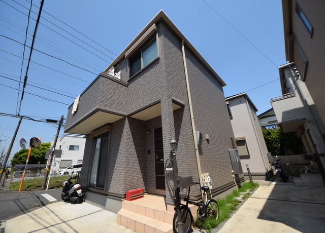 建物外観　～青い空にはえる外観っ～