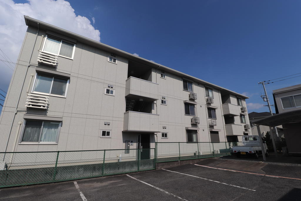 建物外観　2LDKのオートロック完備の物件です！