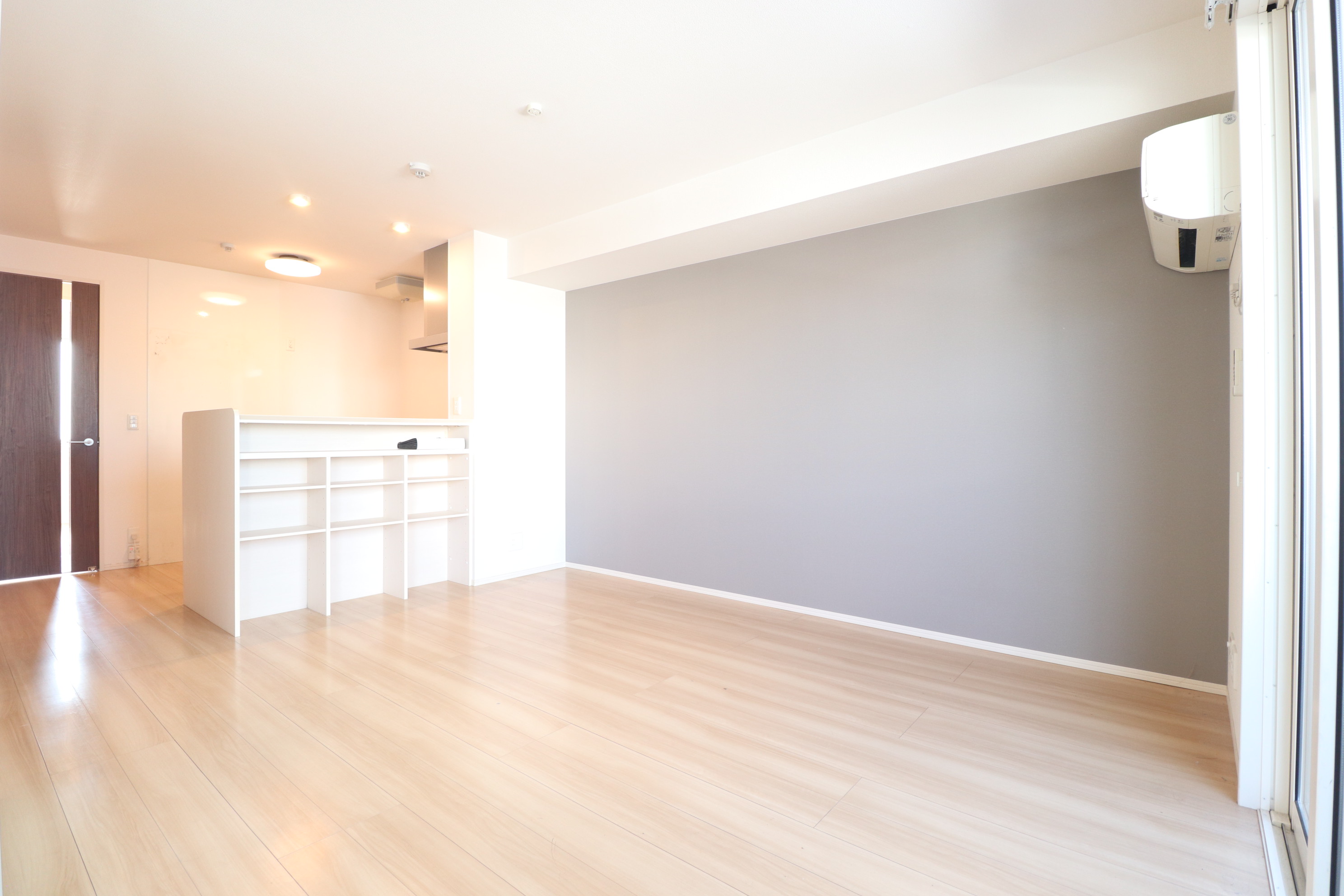 居室・リビング　LDKです♪