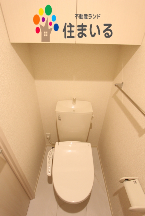 トイレ　※写真は同型タイプとなります