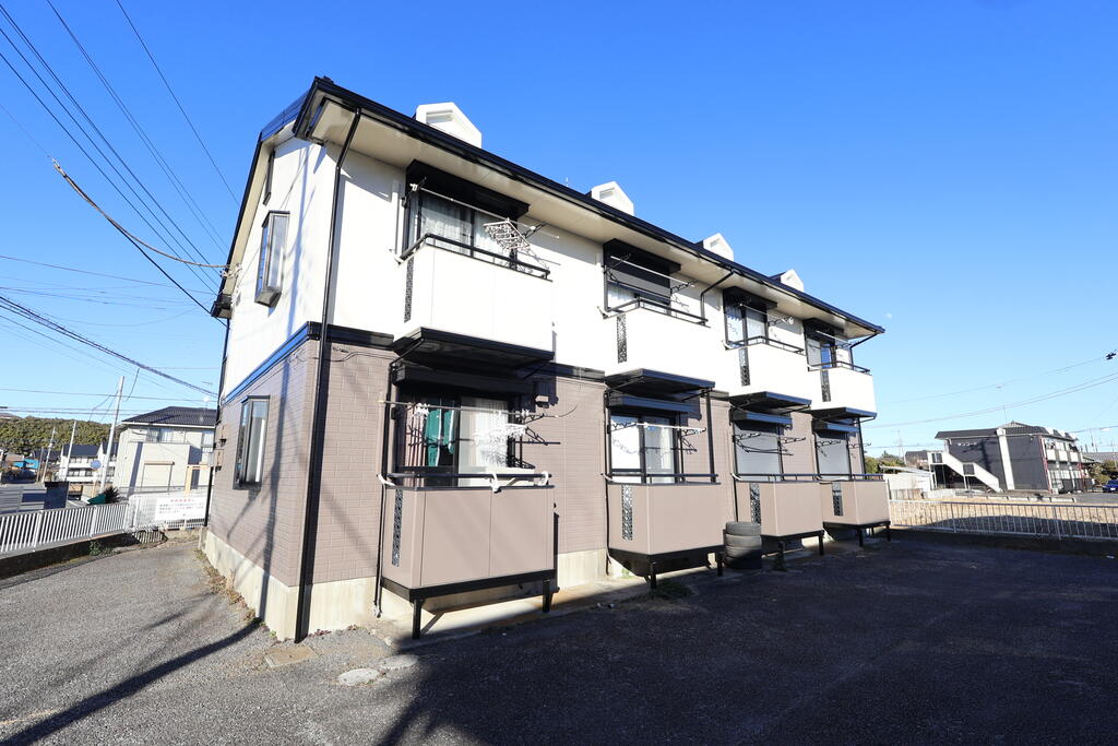 建物外観　防犯カメラ設置物件