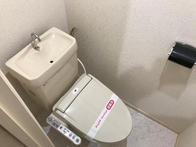 中切ハイムのトイレ写真