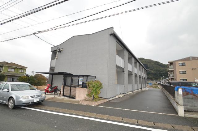 北九州市八幡西区市瀬のアパートの建物外観