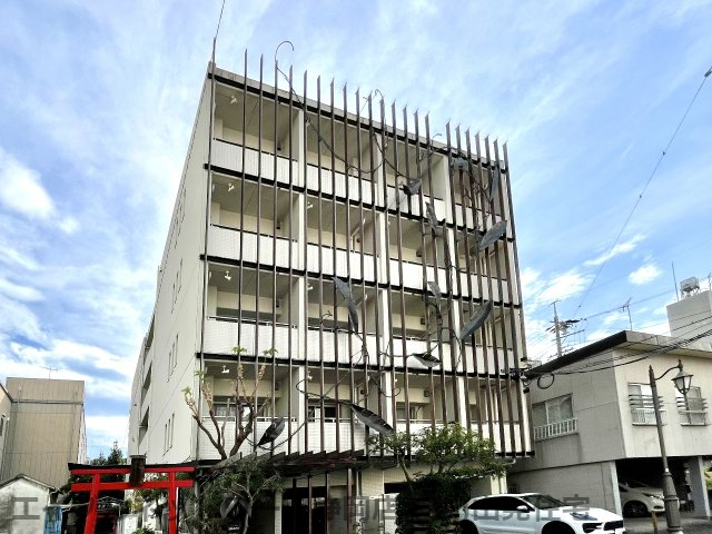 【静岡市葵区中町のマンションの建物外観】