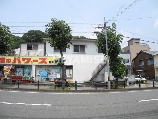 長崎市城栄町のアパートの建物外観