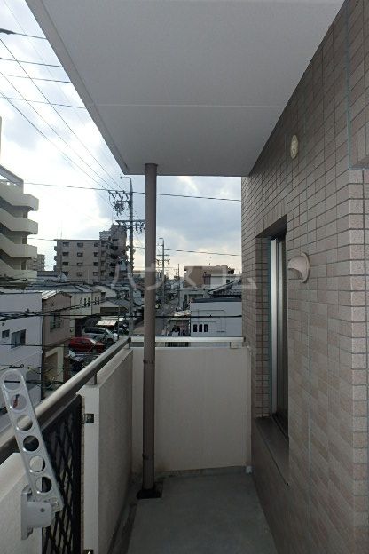 【名古屋市北区垣戸町のマンションのバルコニー】