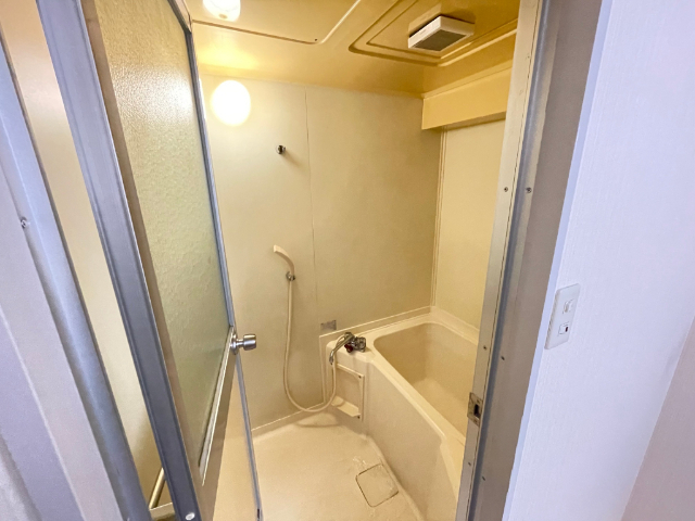 バス・シャワールーム　ゆっくりできます