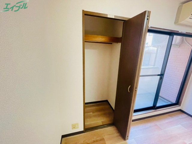 収納　別部屋同タイプ