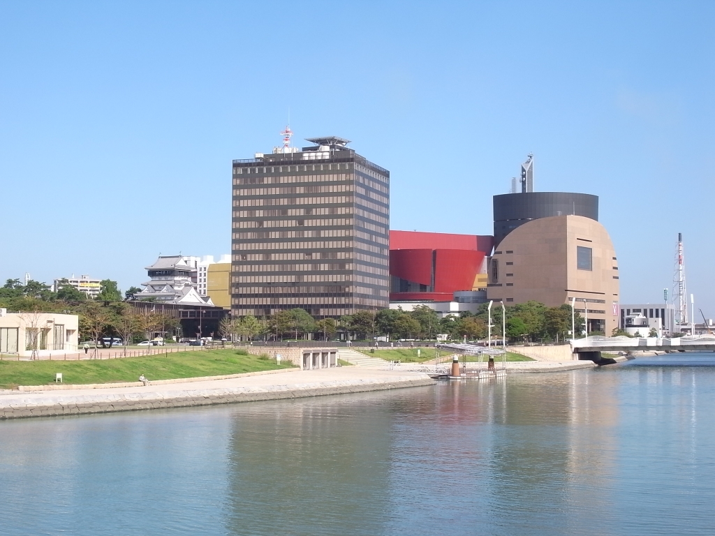 【北九州市小倉北区室町のマンションのスーパー】