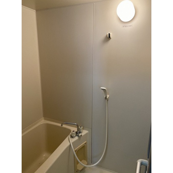 バス・シャワールーム　１０３のお部屋です