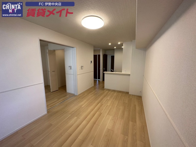 居室・リビング　同物件別部屋参考写真です。