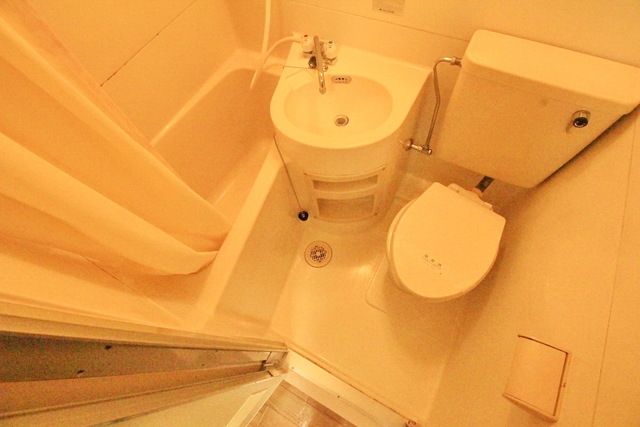 バス・シャワールーム　★お問い合わせはタウンハウジング聖蹟桜ヶ丘店まで★