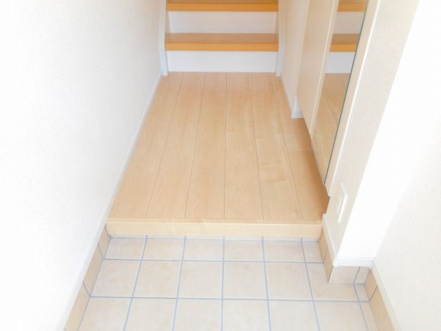 コンフォールの居間写真