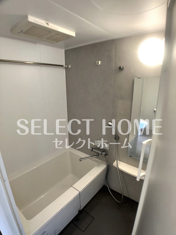 バス・シャワールーム　日々の暮らしに欠かせないお風呂です 同型タイプ