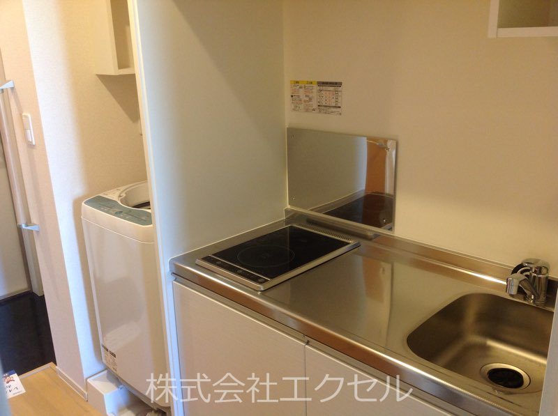 キッチン　コンロ付きです。