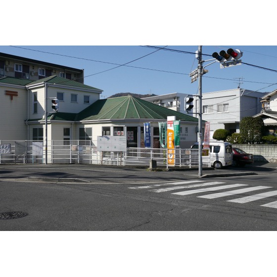 郵便局　長束郵便局（郵便局）まで971m