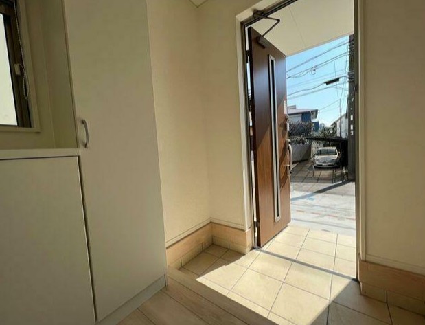 玄関　シンプルで使いやすい玄関です