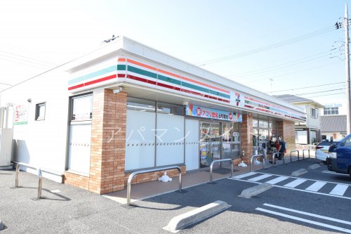 コンビニ　セブンイレブン横浜東俣野町店（コンビニ）まで5708m